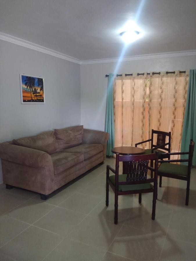 M & L Shared Apartment Пунта Кана Екстериор снимка
