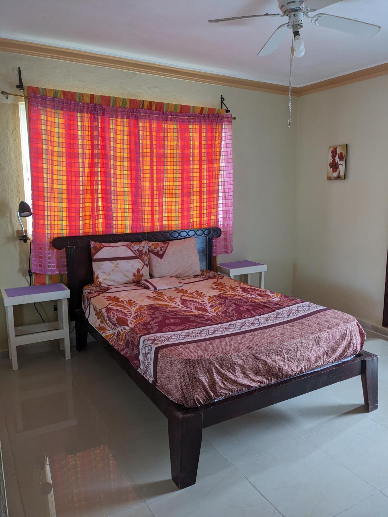 M & L Shared Apartment Пунта Кана Екстериор снимка